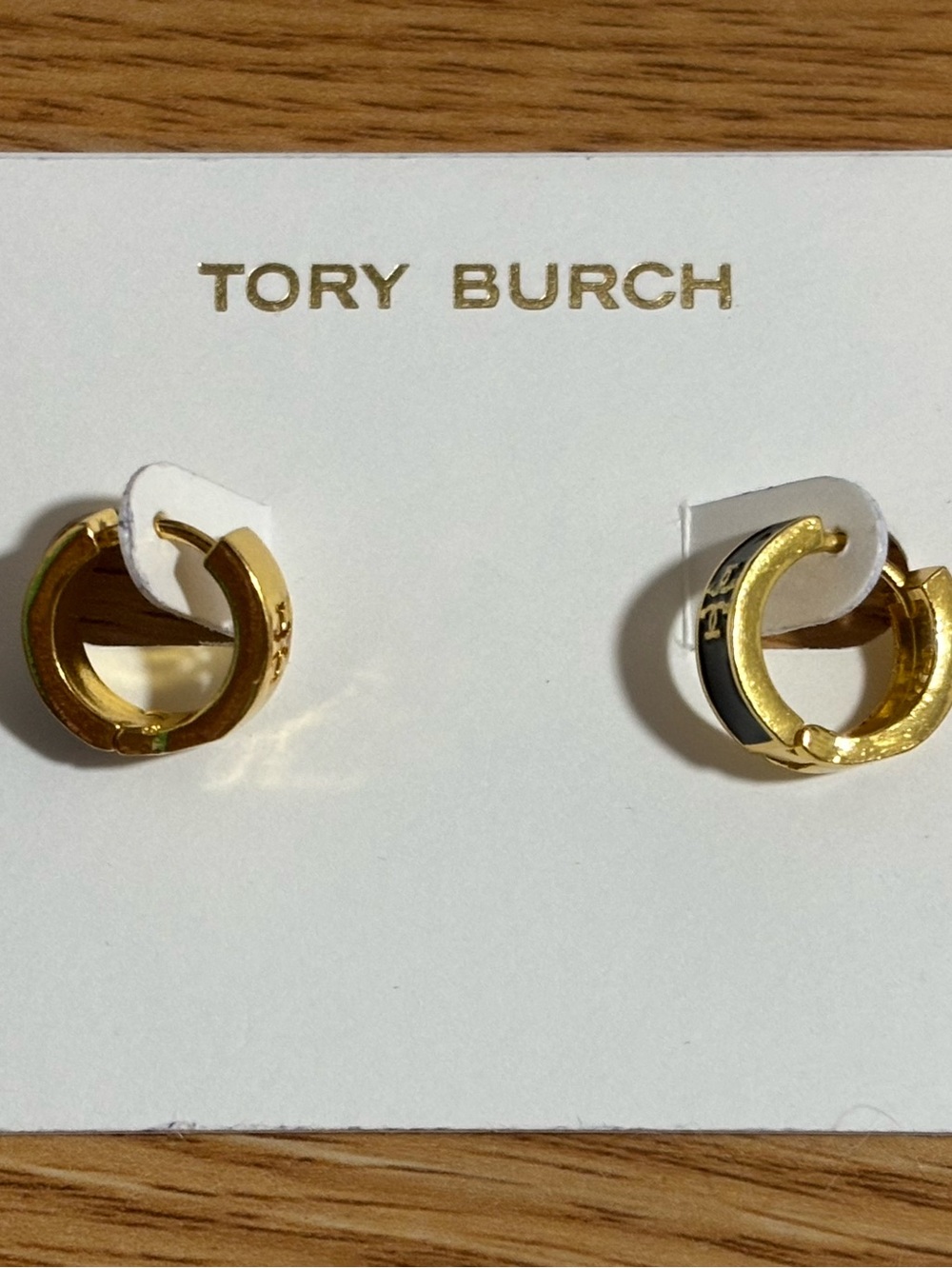 TORY BURCH GOLD & BLACK LOGO HUGGIE HOOP EARRINGS - Picture 4 of 6